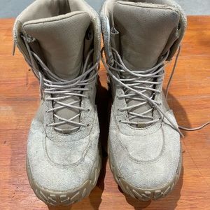 Merrill Hiking Combat Boots Men’s size 10W